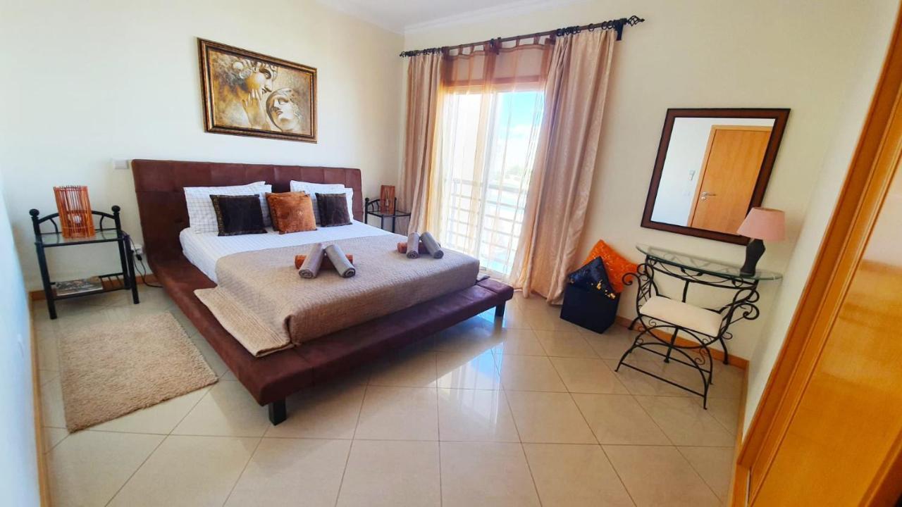 Penthouse With Sea Views Daire Albufeira Dış mekan fotoğraf